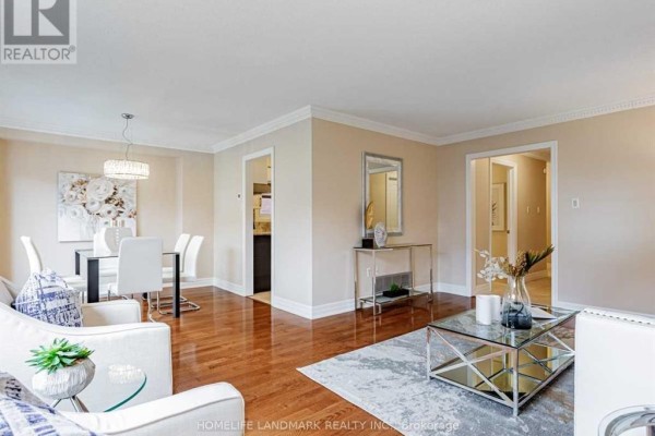49 Chelwood Drive, Vaughan, ON L4J7J1 Photo 4