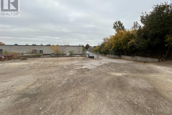 49 Cranfield Road, Toronto, ON M4B3H3 Photo 3