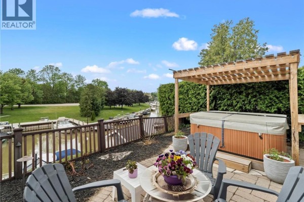 Recreation room - 49 Gill Road, Grand Bend, ON N0M1T0 Photo 5