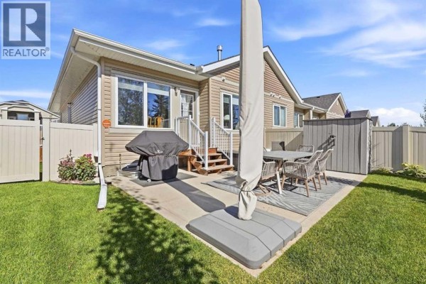 Kitchen - 49 Golden Crescent, Red Deer, AB T4P2P9 Photo 5