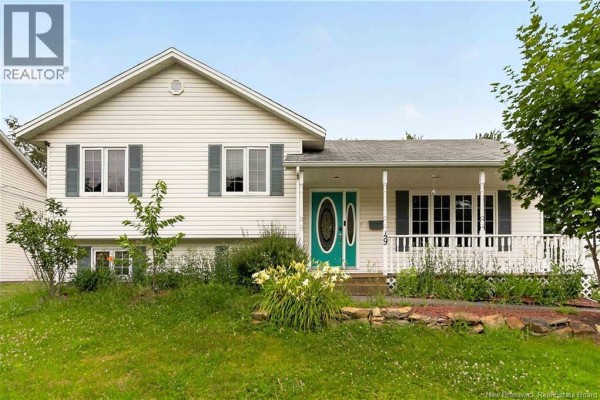 49 Goldsboro Avenue, Riverview, NB, photo 2