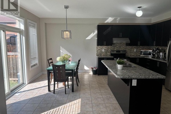 Living room - 49 Holst Avenue, Markham, ON L6C0S5 Photo 4