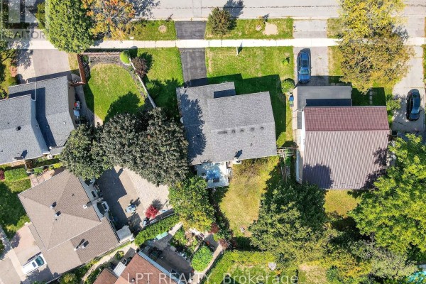 49 Kentish Crescent, Toronto, ON, photo 3
