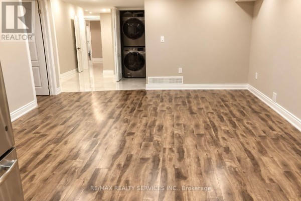 49 Lionhead Golf Club Road, Brampton, ON L6Y1P3 Photo 5