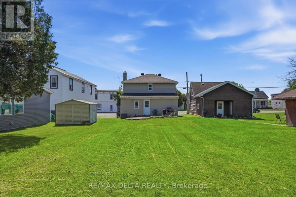 Kitchen - 49 Lochiel Street E, North Glengarry, ON K0C1A0 Photo 5