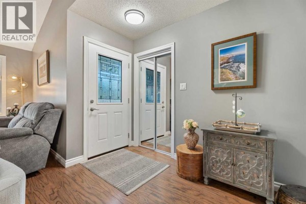 Bedroom - 49 Lock Crescent, Okotoks, AB T1S1E8 Photo 3