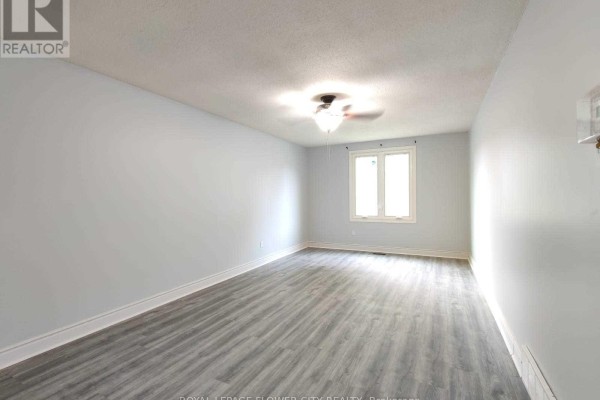 Bedroom - 49 Mccrae Drive, Welland, ON L3C6C9 Photo 3