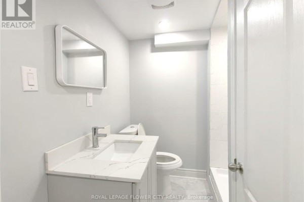 Bedroom - 49 Mccrae Drive, Welland, ON L3C6C9 Photo 5