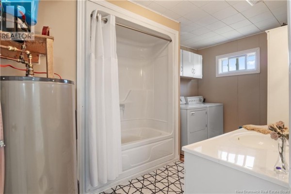 Living room - 49 Robert Lane, Bouctouche, NB E4S5M7 Photo 4