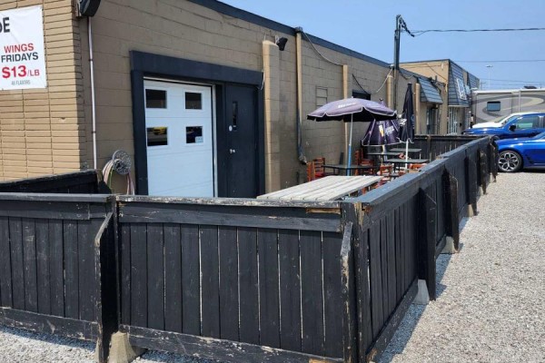 49 Scott Street W, St  Catharines, ON, photo 3