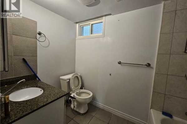 Bedroom - 49 Selkirk Avenue Unit# Bsmt, Hamilton, ON L8H5L6 Photo 5
