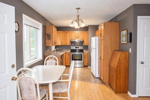 Laundry room - 49 Thompson Drive, Riverton, MB R0C2R0 Photo 5