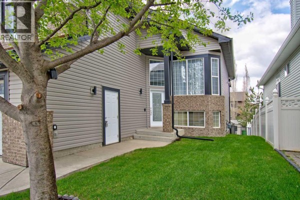 Recreational, Games room - 49 Thornfield Close Se, Airdrie, AB T4A2K7 Photo 4