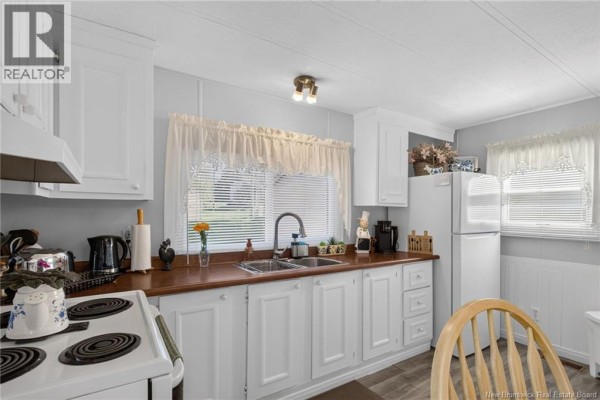 Kitchen - 49 Tulip Drive, Riverview, NB E1B5B6 Photo 4