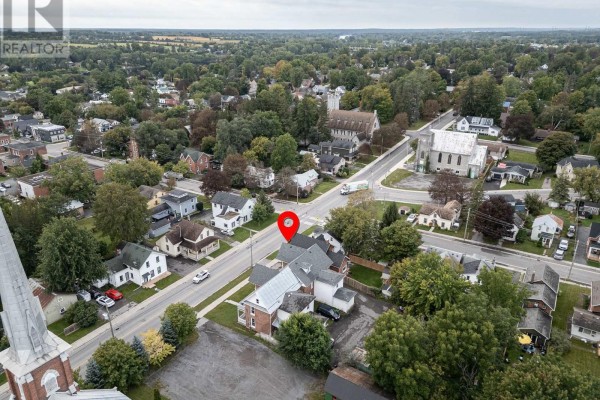 49/51 Bridge Street W, Greater Napanee, ON K7R2C4 Photo 5