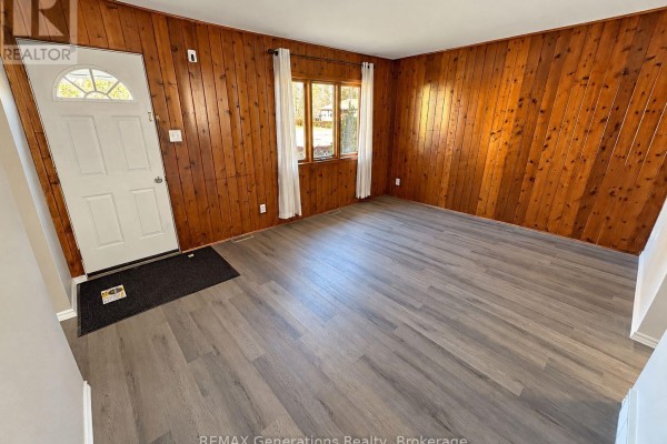 Kitchen - 490 Lanark Crescent, Thunder Bay, ON P7A7P9 Photo 2