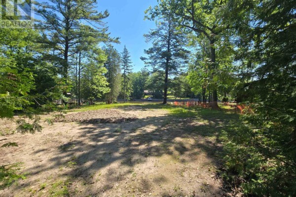 490 Oxbow Park Drive, Wasaga Beach, ON, photo 2