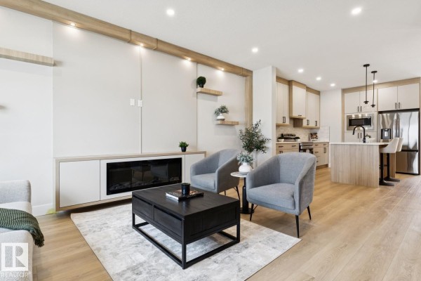 Kitchen - 490 Robinson Bv, Leduc, AB T9E1N1 Photo 3