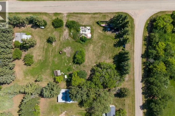 4901-4905 51 Street, Streamstown, AB T0B4G0 Photo 2