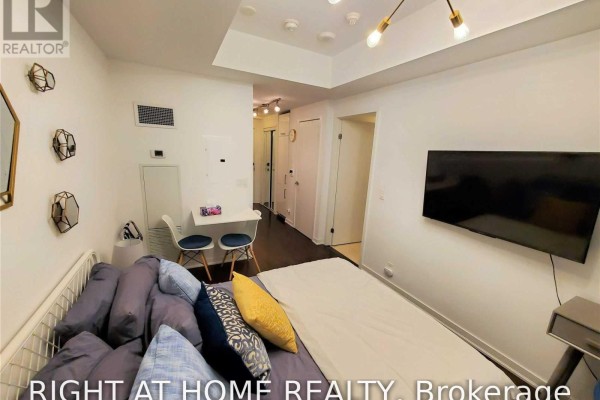Dining room - 4902 - 14 York Street, Toronto, ON M5R2G3 Photo 3