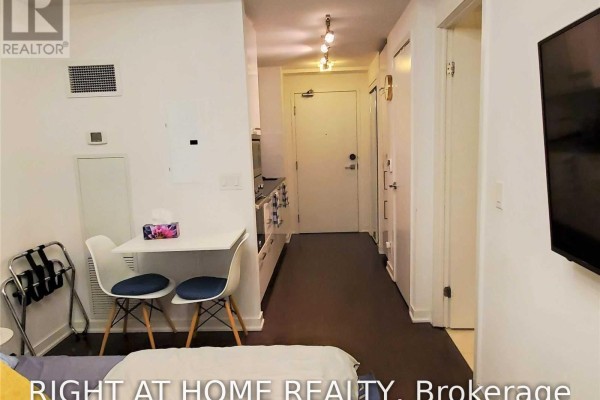 4902 - 14 York Street, Toronto, ON M5R2G3 Photo 5