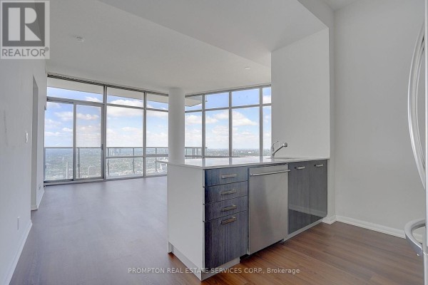 4903 - 832 Bay Street, Toronto, ON, photo 2