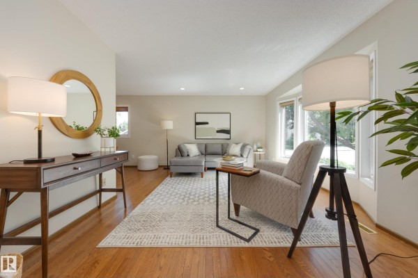 4904 11 Av Nw, Edmonton, AB, photo 3