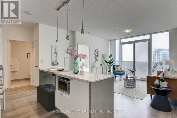 4906 - 100 Harbour Street, Toronto