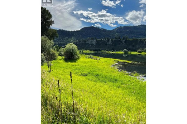 4907 Trans Canada Highway, Pritchard, BC V0E2P0 Photo 2