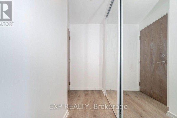 4909 - 7890 Jane Street, Vaughan, ON L4K0K9 Photo 4