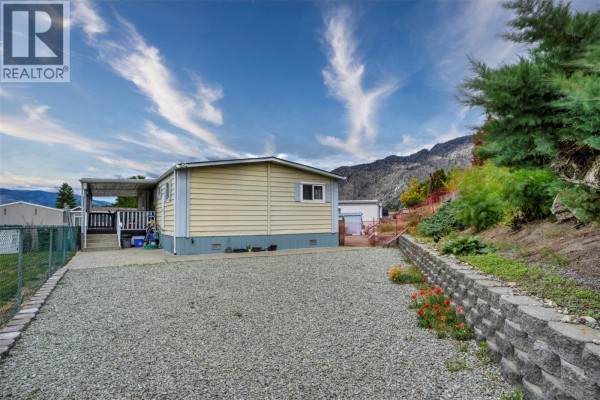 Primary Bedroom - 4911 Cedar Lane Lot# 20, Osoyoos, BC V0H1V3 Photo 2
