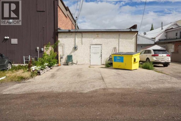 4912 50 Avenue, Olds, AB, photo 2