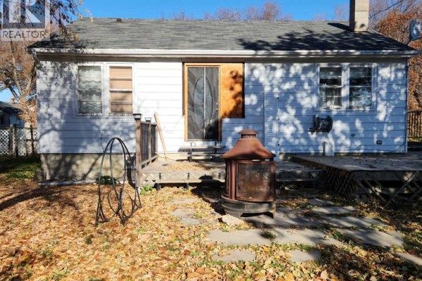 Bedroom - 4913-57 Ave ., High Prairie, AB T0G1E0 Photo 4