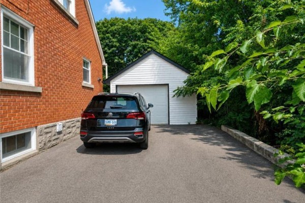 Bedroom - 492 Courtland Avenue E Unit# Upper, Kitchener, ON N2G2W7 Photo 3