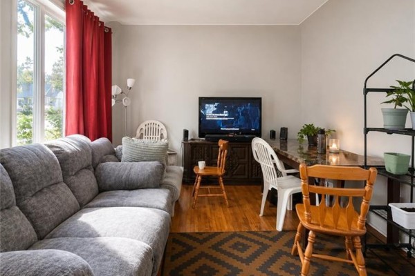 2pc Bathroom - 492 Courtland Avenue E Unit# Upper, Kitchener, ON N2G2W7 Photo 4