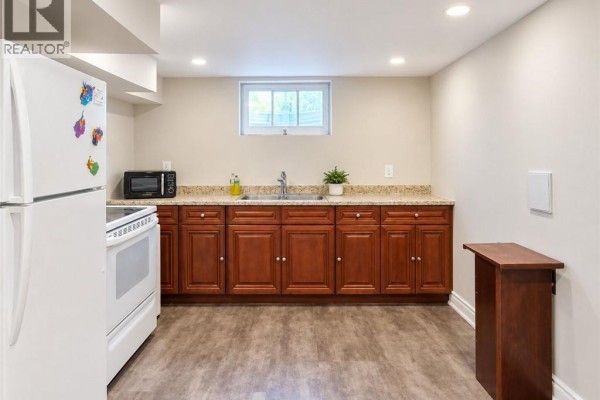 492 Courtland Avenue E Unit# Lower, Kitchener, ON N2G2W7 Photo 5