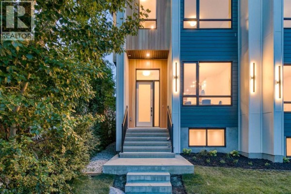 Foyer - 4920 21 Avenue Nw, Calgary, AB T3B0X2 Photo 4