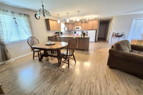 Kitchen - 4921 51 Av, Wildwood, AB T0E2M0 Photo 3