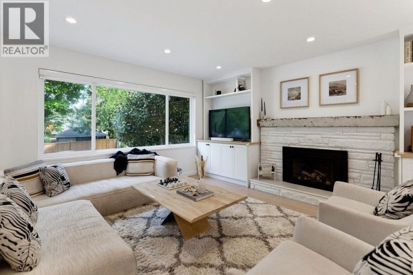 4921 Chester Street, Vancouver, BC V5W3A7 Photo 2