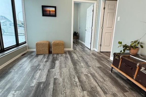 4929 51 Avenue, High Prairie, AB T0G1E0 Photo 4