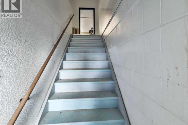 4932, 50 Street, Rocky Mountain House, AB, photo 2