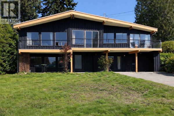 4934 Geer Road, Sechelt, BC, photo 3