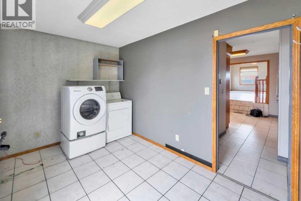 4939, 49 Street, Rocky Mountain House, AB, photo 3