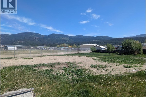 4940 Gerella Road, Pritchard, BC V0E2P0 Photo 2