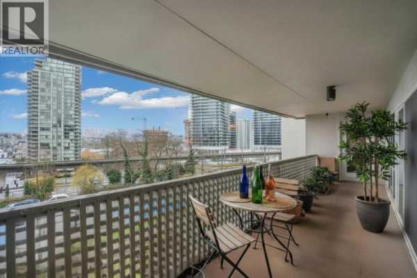 4941 Lougheed Highway, Burnaby, BC V5B4S6 Photo 2