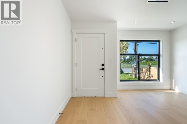 4943 44 Avenue, Delta, BC V4K1B9 Photo 4