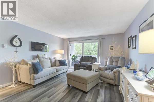 Living room - 495 All Star Court Unit# 332, Kelowna, BC V1X5N7 Photo 5