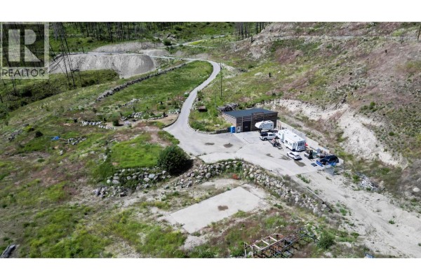 495 Bear Creek Road, West Kelowna, BC V1Y8B2 Photo 2