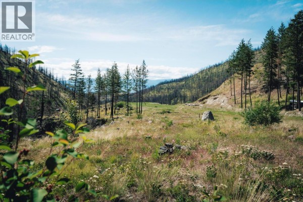 495 Bear Creek Road, West Kelowna, BC V1Y8B2 Photo 5