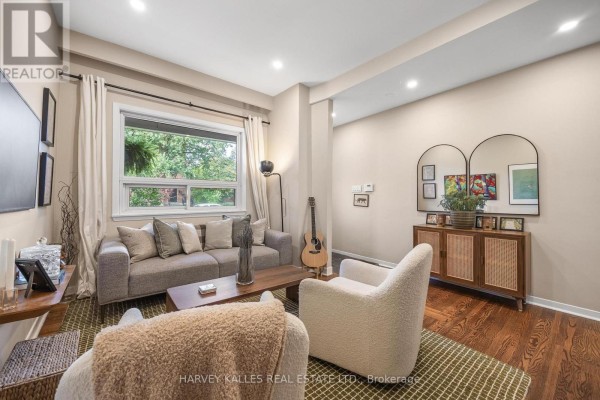 495 Roxton Road, Toronto, ON M6G3R5 Photo 5